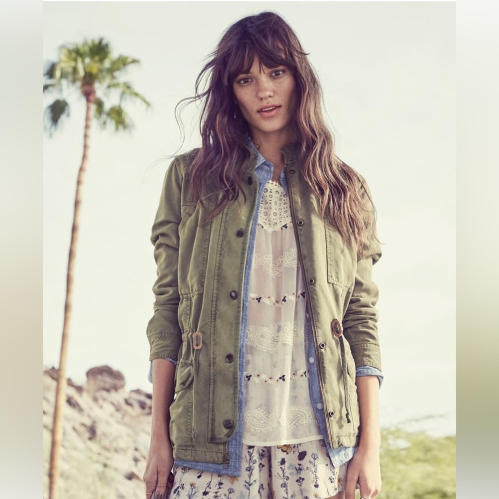 Hinge Drapey Military Jacket, size medium